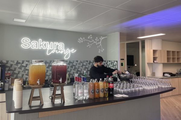 Barman présent à l’inauguration et cocktail dînatoire DAIICHI