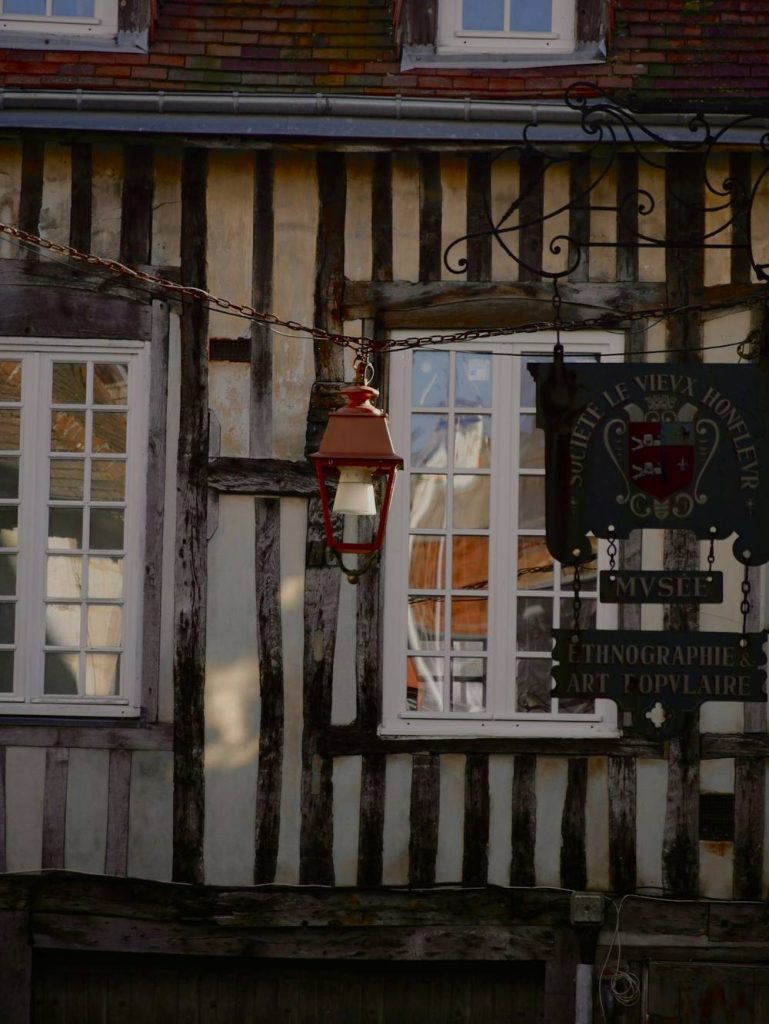 Façade à colombages du musée du Vieux Honfleur