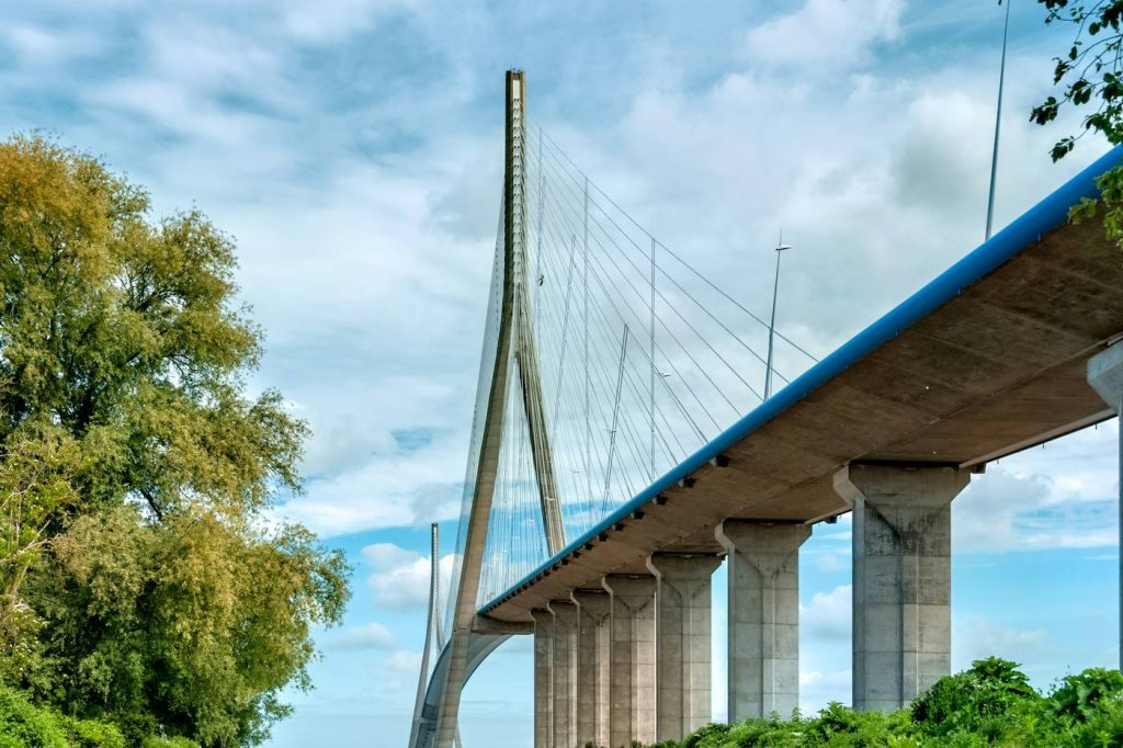 Le Pont de Normandie, entre Le Havre et Honfleur
